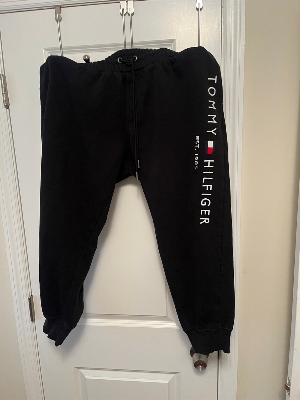 Premium Tommy Hilfiger Joggers🔥🔥